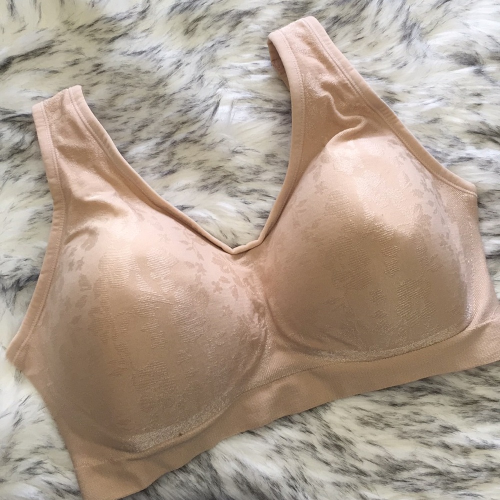 *NWT BODY NATURALS Seamless Floral Wireless Bra